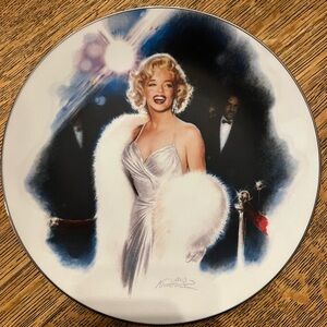 Marilyn Monroe Decorative Plate